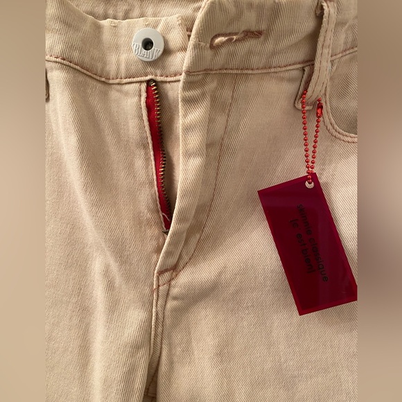 ✨HOST PICK✨NWT [BLANK] NYC Women’s Size 31 Cream “Skinnie Classique” Jeans - Picture 4 of 13